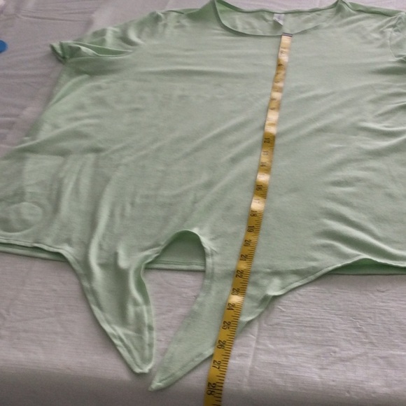 Woman’s Ideology T Shirt that ties in front color light green washable #572 - Picture 6 of 7